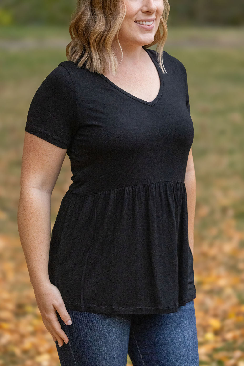IN STOCK Sarah Ruffle Short Sleeve - Black